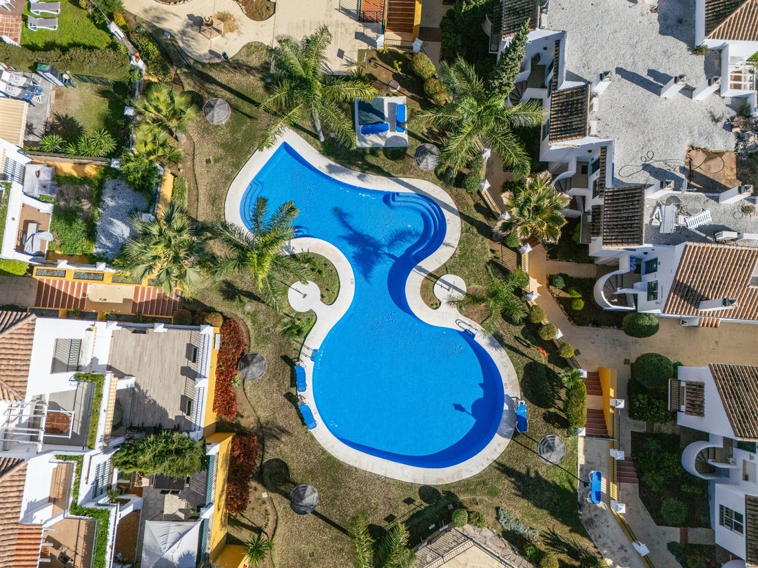Apartment in Puerto Banus, Marbella, Spain 3 - 15484945