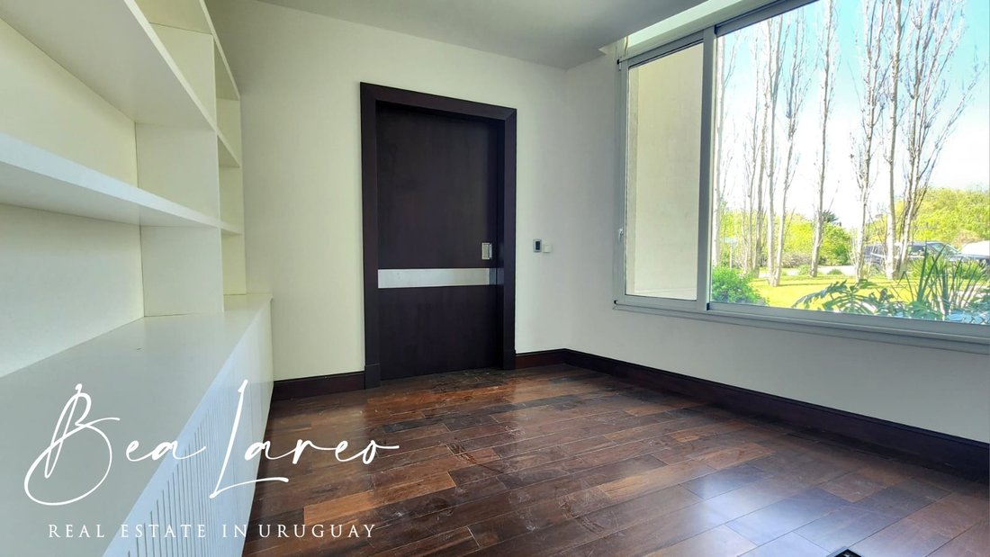 House in Montevideo, Departamento de Montevideo, Uruguay 4 - 15484806