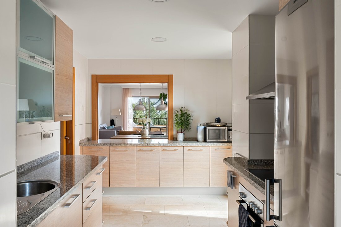Villa in Benahavis, Andalusia, Spain 5 - 15485303