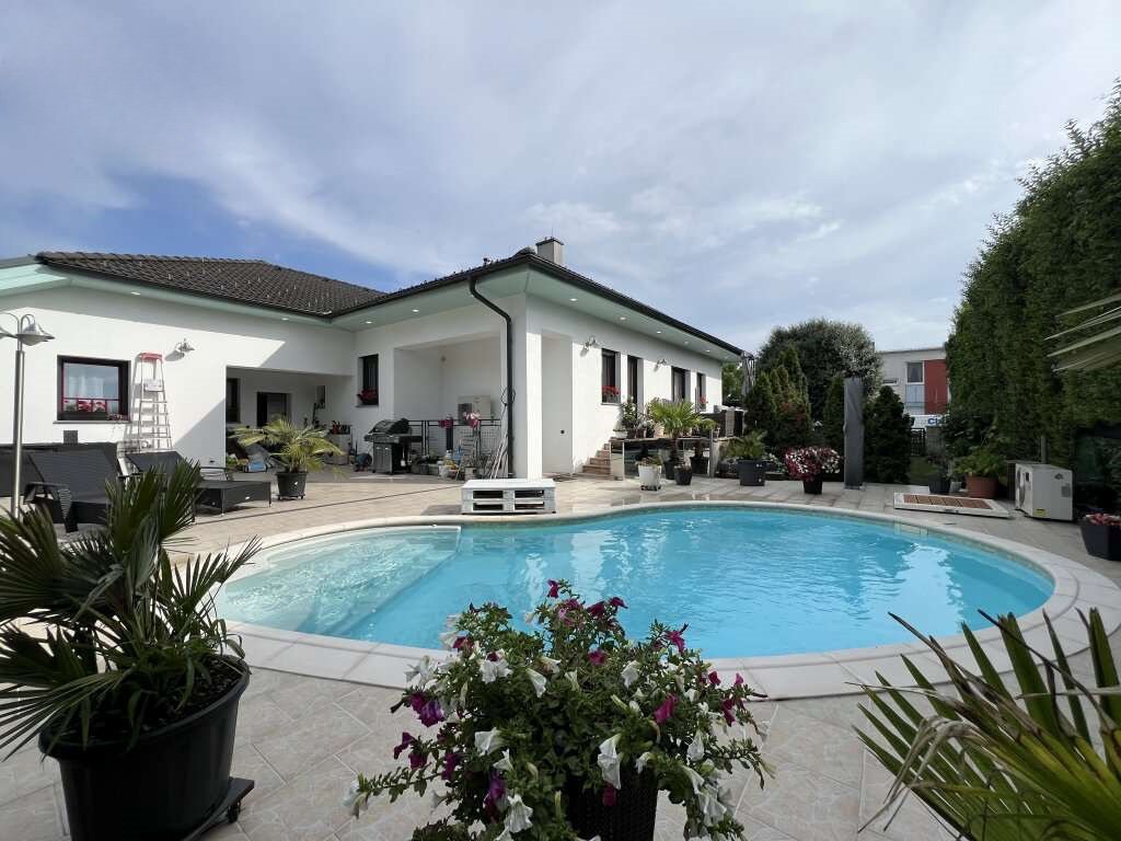 House in Felixdorf, Lower Austria, Austria 1 - 15486576