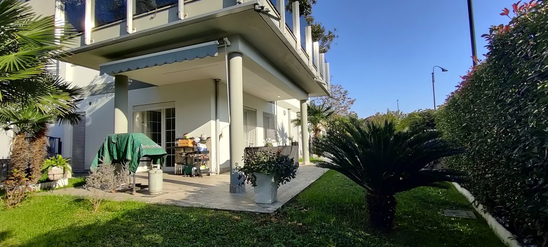 Villa a Area Lavanderie-Redecesio, Segrate, Lombardia 5 - 15488235