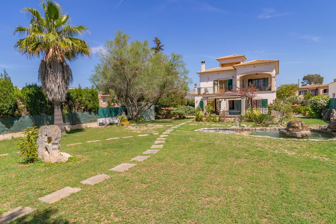 Chalet in Llucmajor, Balearic Islands, Spain 1 - 15488630