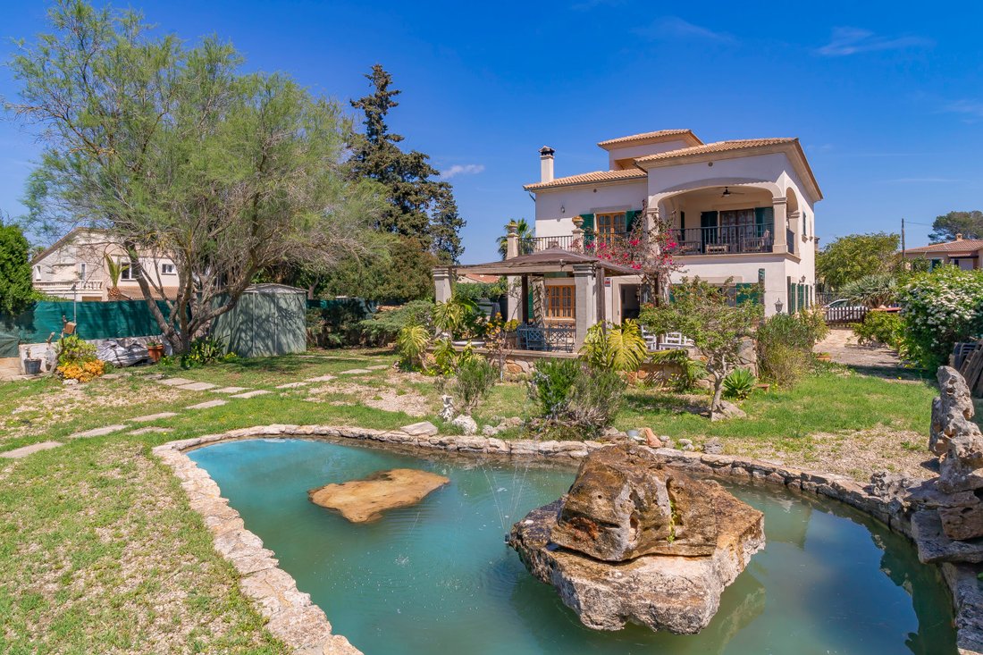 Chalet in Llucmajor, Balearic Islands, Spain 3 - 15488630