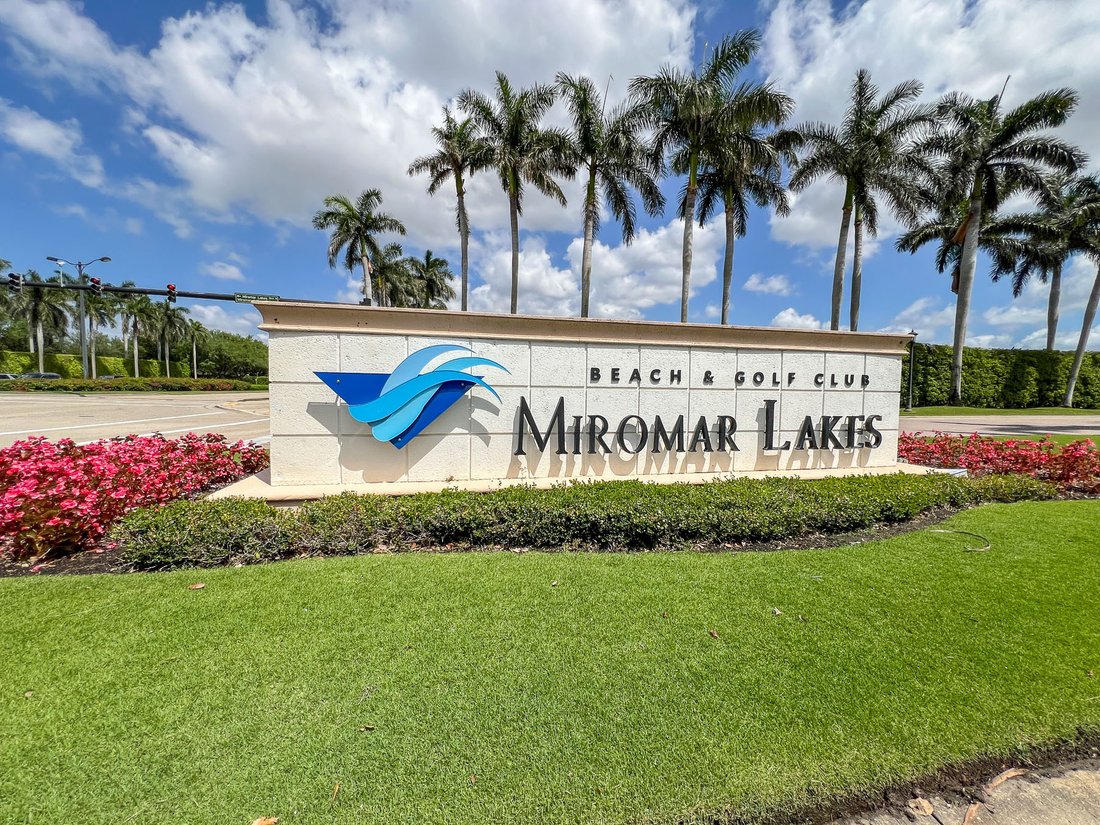 Condo in Miromar Lakes, Florida, United States 2 - 15488612