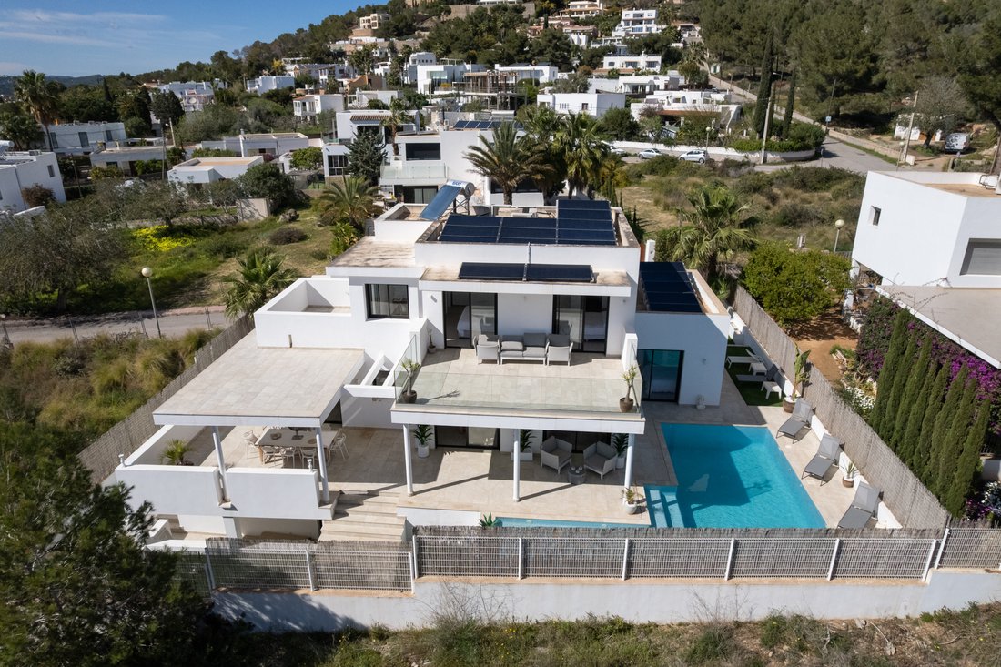 Villa in Santa Eularia des Riu, Balearic Islands, Spain 2 - 15287923