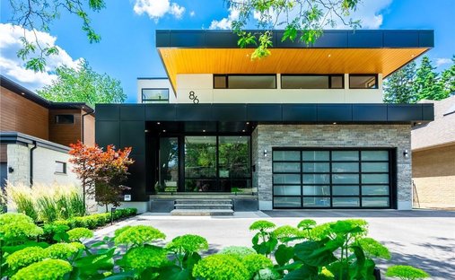 House in Hamilton, Ontario, Canada 1