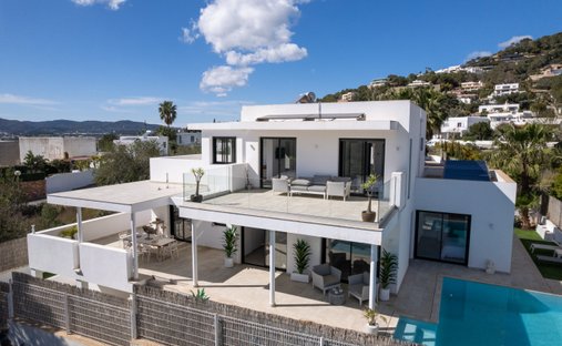 Villa in Santa Eularia des Riu, Balearic Islands, Spain 1