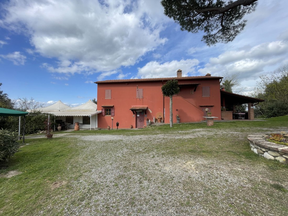 Country House in Palaia, Tuscany, Italy 2 - 15488909