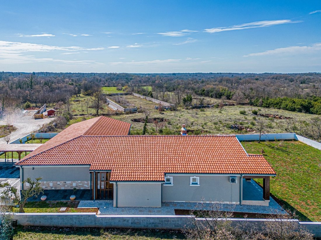 Villa in Grad Pula, Istria County, Croatia 3 - 15374389