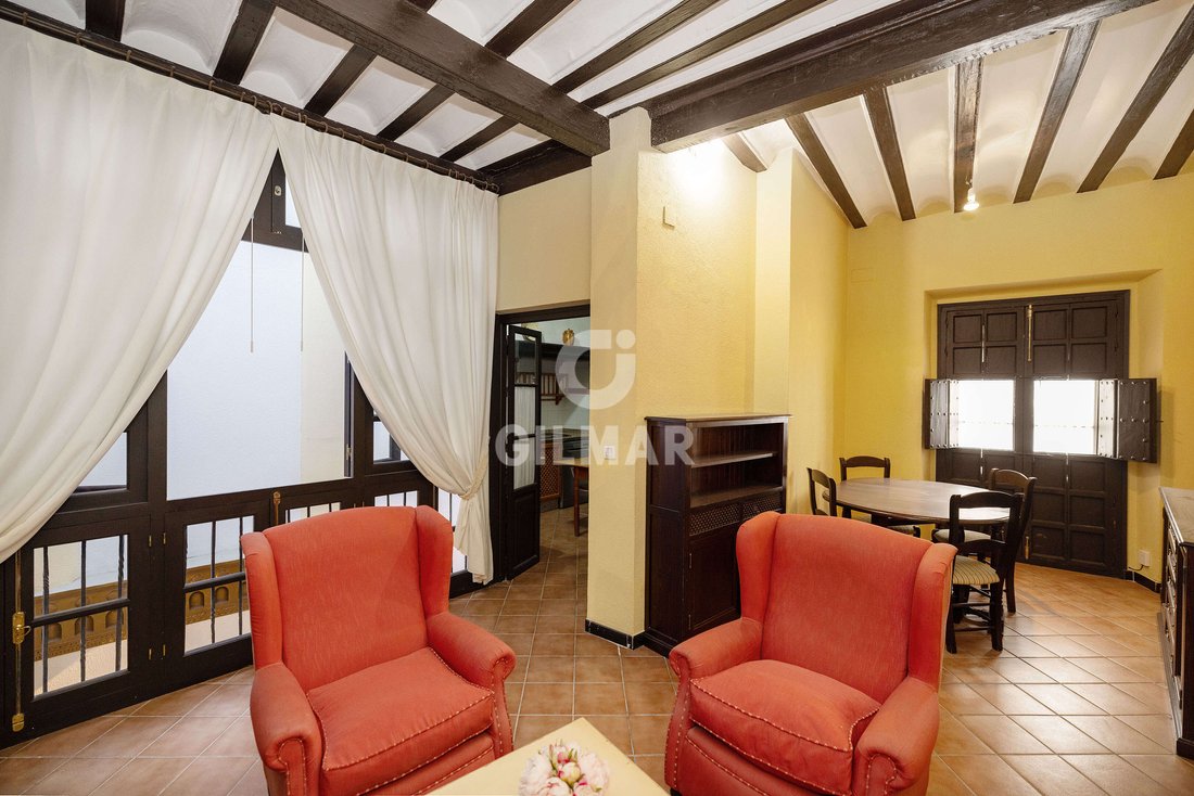 Townhouse in Casco Antiguo, Seville, Spain 3 - 15489301