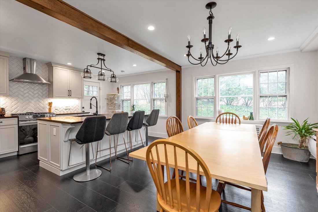 House in Port Washington, New York, United States 2 - 15491417