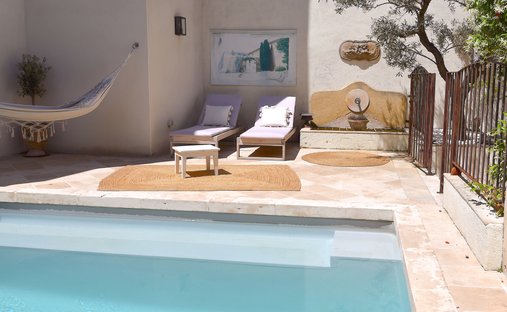 House in Zone Rurale Sud, Carpentras, France 1