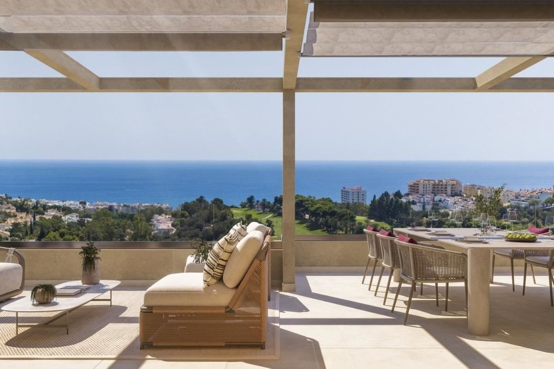 Apartment in Benalmadena, Andalusia, Spain 2 - 15493934