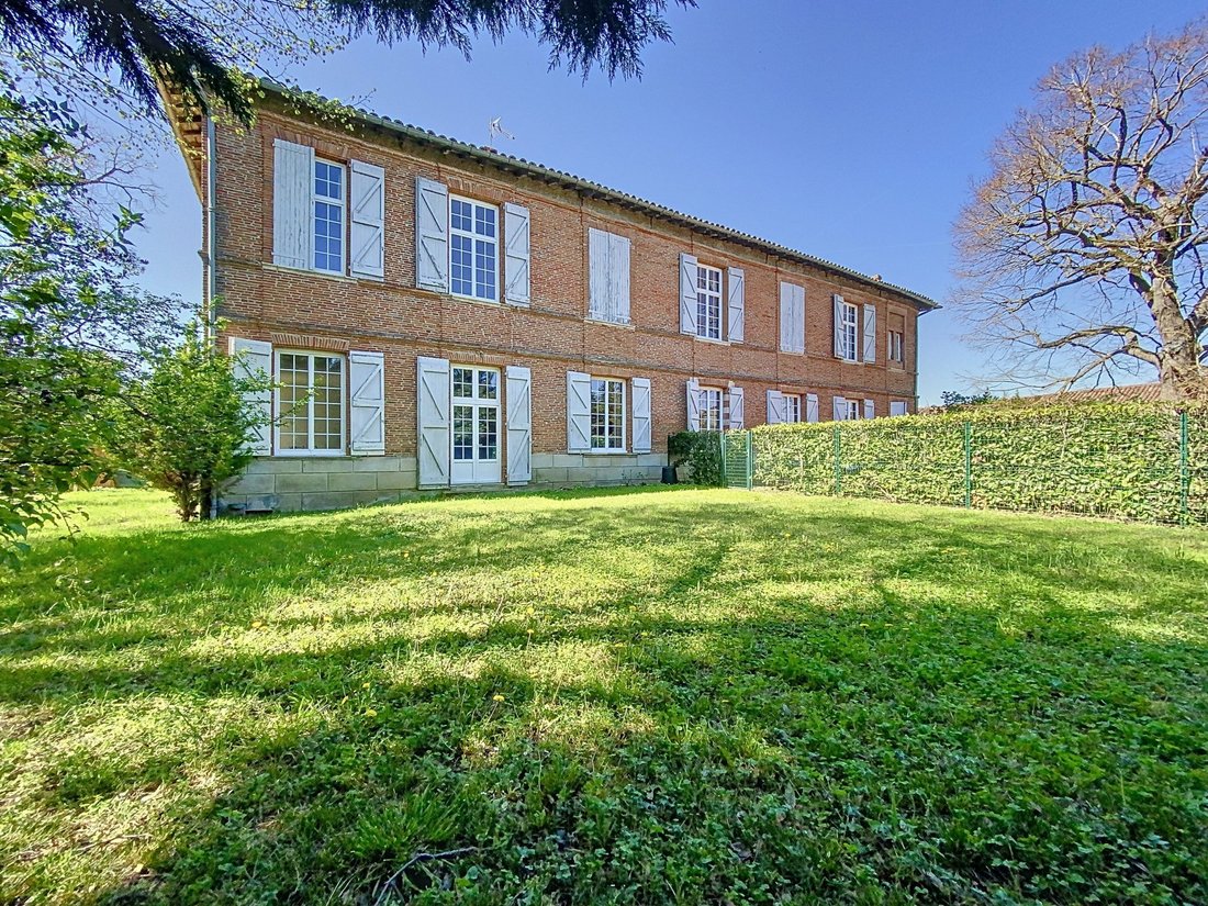 The Baron’s Legacy: A 17th-Century Château in the Heart of Lauragais