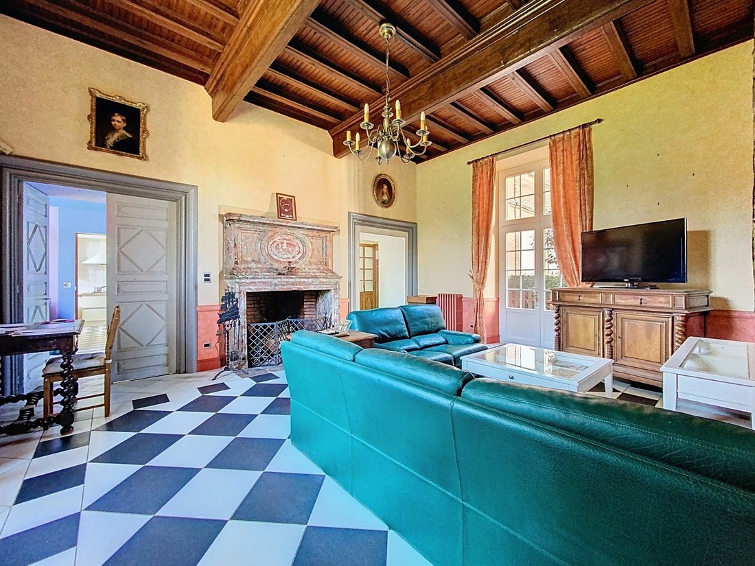 The Baron’s Legacy: A 17th-Century Château in the Heart of Lauragais
