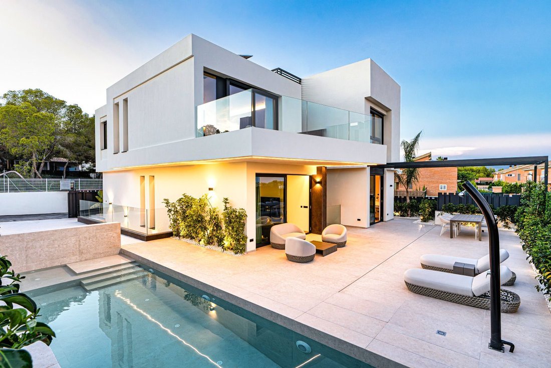 Villa in la Nucia, Valencian Community, Spain 1 - 15491707