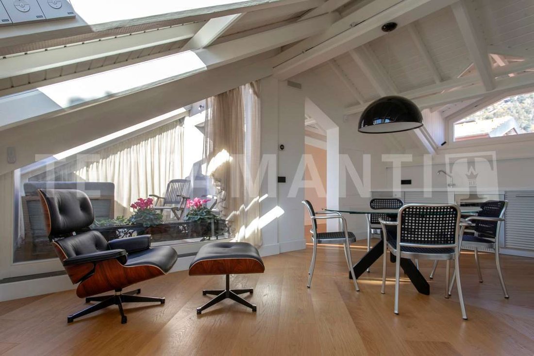 Apartment in Historic Center, Como, Lombardy 5 - 15491659