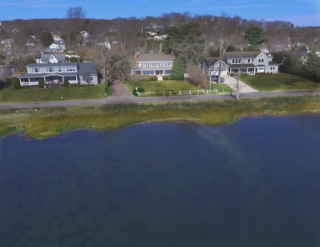 House in Bayville, New York, United States 2 - 15489940