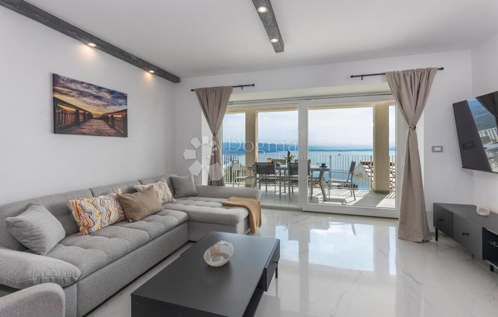 Apartment in Opcina Matulji, Primorje-Gorski Kotar County, Croatia 1 - 14367236