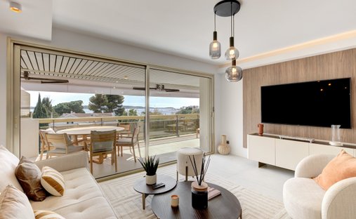 Appartement à Saint Nicolas, Cannes, France 1