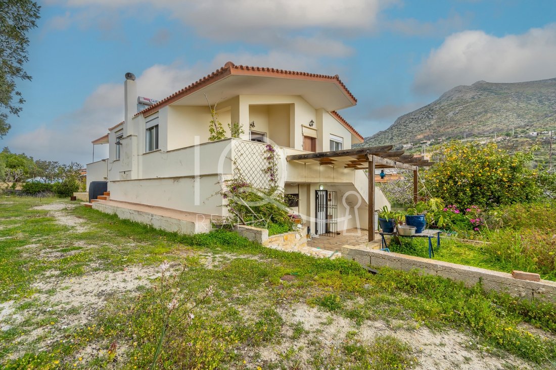 Apartment in Kalyvia Thorikou, Attica, Greece 1 - 15444467