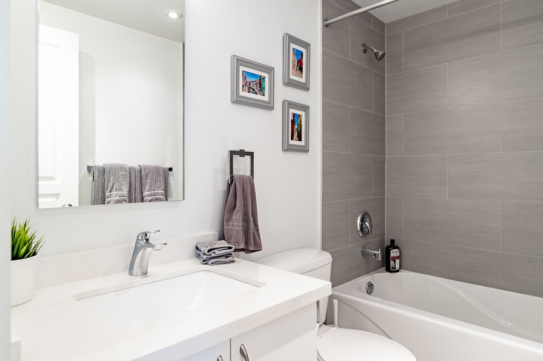 Condo in Toronto, Ontario, Canada 4 - 15491298