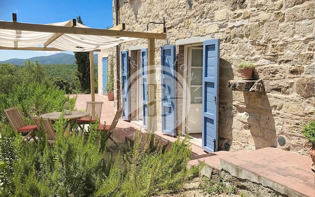 Villa in Sassetta, Tuscany, Italy 2 - 15489205