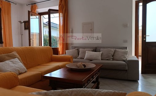 Villa in Motrone, Pietrasanta, Italy 1