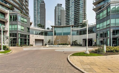 Condo in Toronto, Ontario, Canada 1