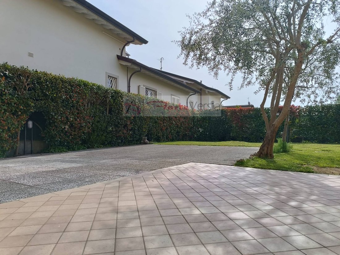 Villa a Motrone, Pietrasanta, Italia 4 - 14939101