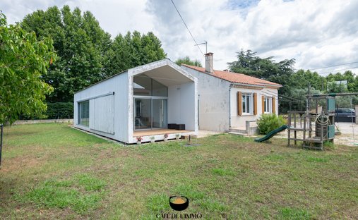 House in Ganteaume, Aubagne, France 1