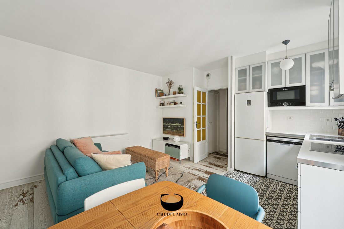 Apartment in Léon-Blum Folie-Regnault, Paris 11e Arrondissement, Paris 4 - 15494987