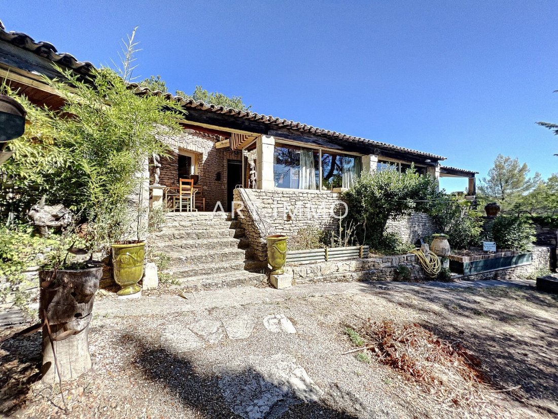 Estate in Gordes, Provence-Alpes-Côte d'Azur, France 4 - 15494773