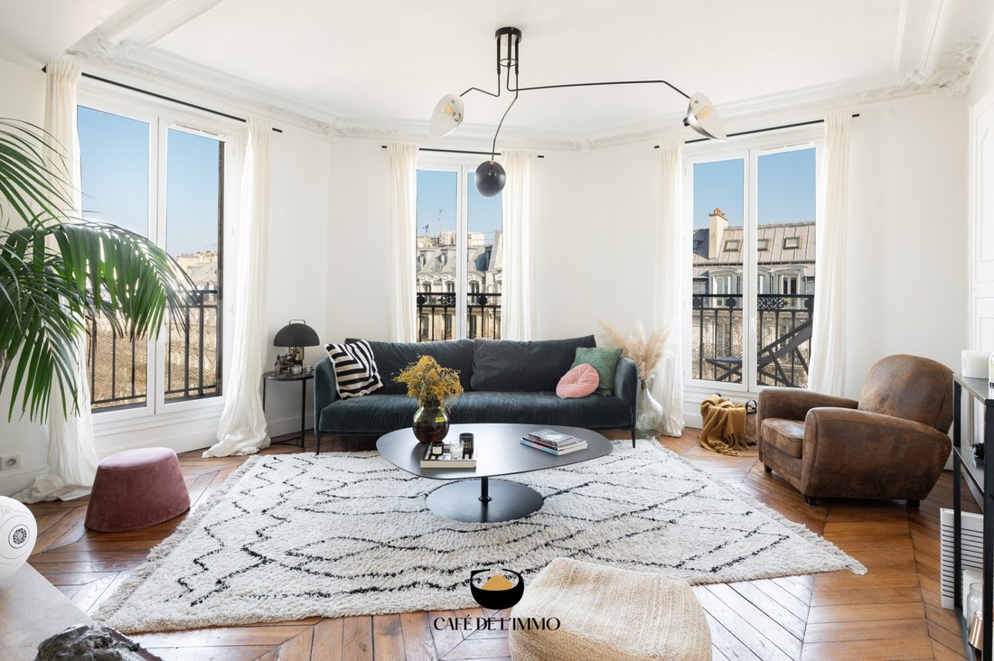 Apartment in Palais Royal, Paris 1er Arrondissement, Paris 2 - 15494945