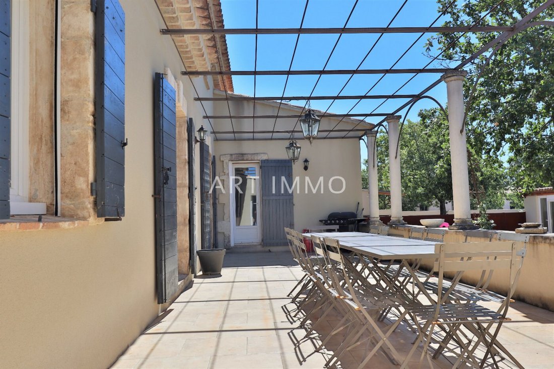 House in Saint-Saturnin-lès-Apt, Provence-Alpes-Côte d'Azur, France 2 - 15494835
