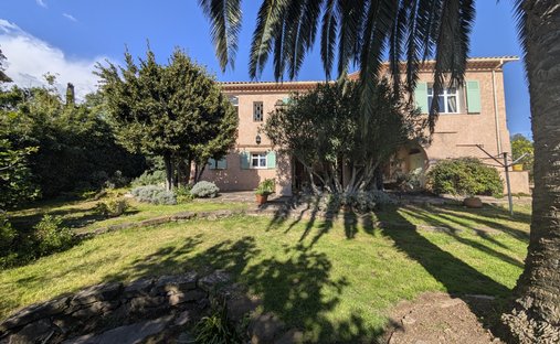 Villa in Le Dramont-Agay-Anthéor-Le Trayas, Saint-Raphaël, France 1
