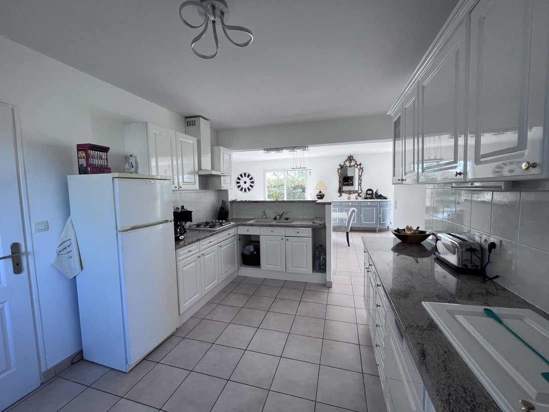 House in Locmariaquer, Brittany, France 4 - 15494625