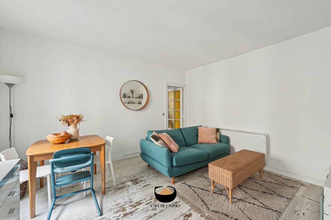 Apartment in Léon-Blum Folie-Regnault, Paris 11e Arrondissement, Paris 3 - 15494987
