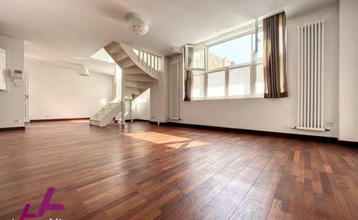 Penthouse in Bordeaux, Nouvelle-Aquitaine, France 1
