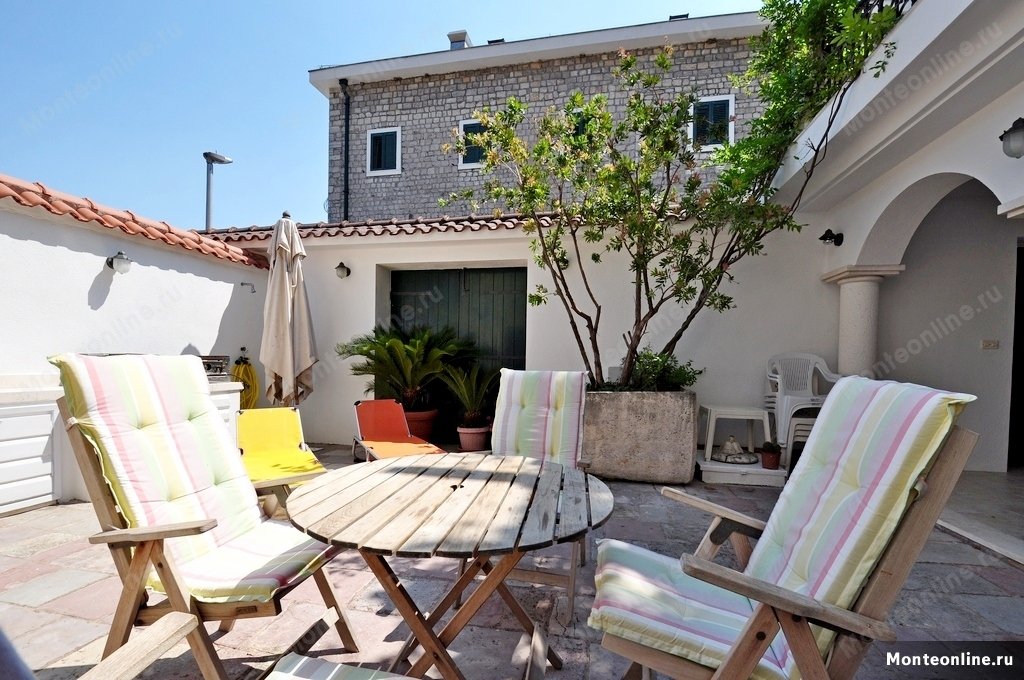 Villa in Herceg Novi, Herceg Novi Municipality, Montenegro 4 - 15496078
