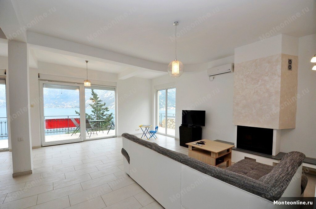 Villa in Kostanjica, Kotor, Herceg Novi Municipality, Montenegro 2 - 15496044