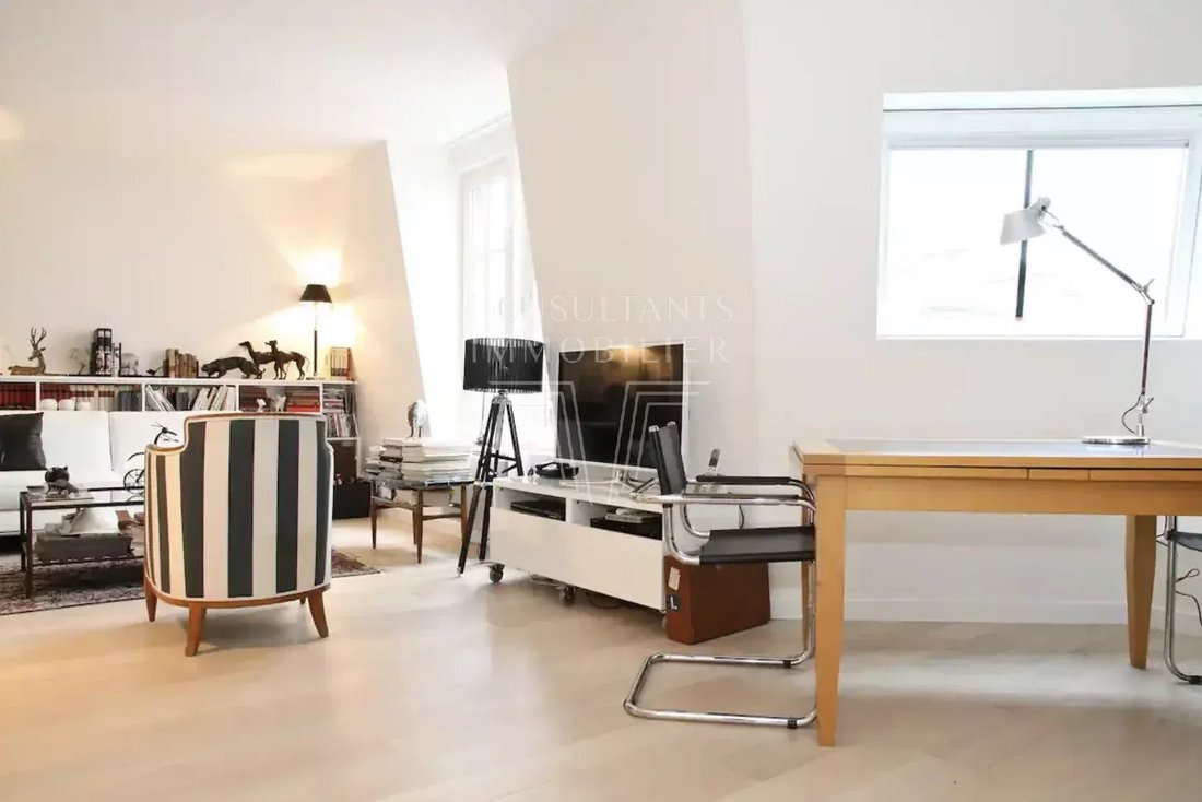 Apartment in Batignolles-Cardinet, Paris 17e Arrondissement, Paris 4 - 15496150