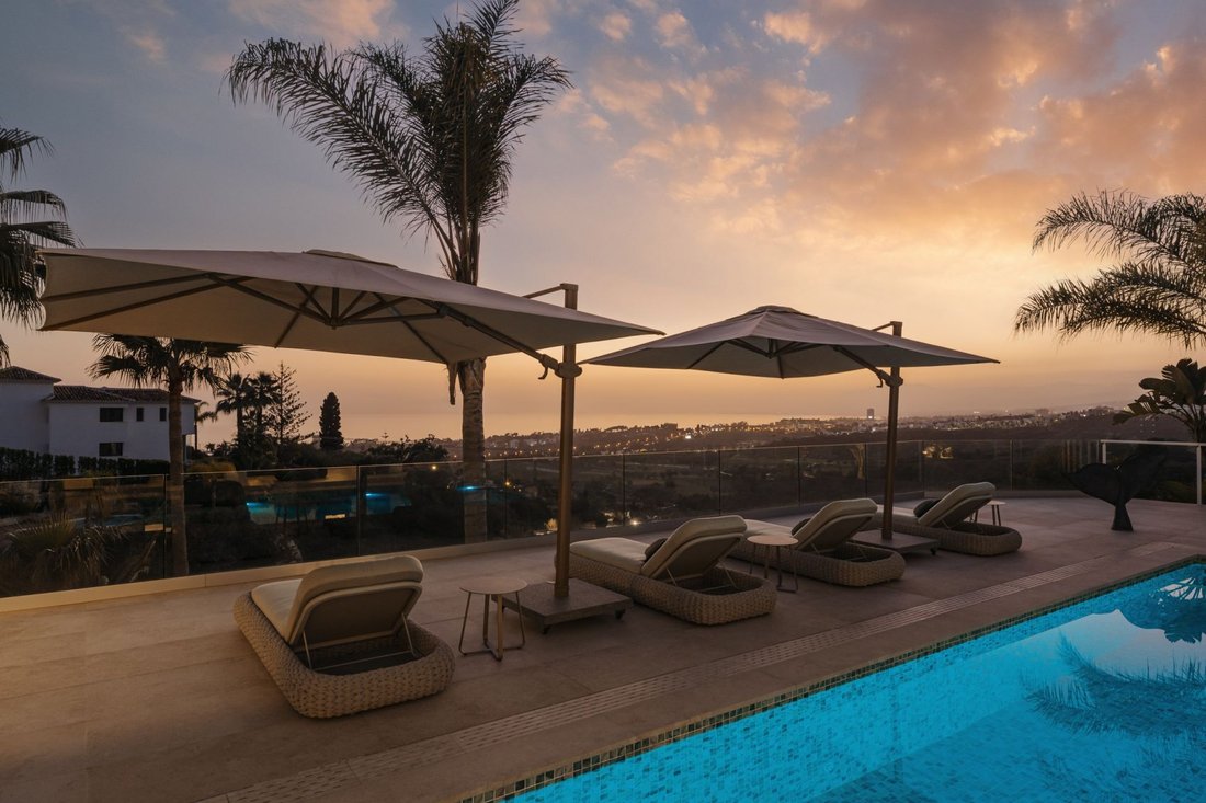 Villa in Marbella, Andalusia, Spain 5 - 15496729