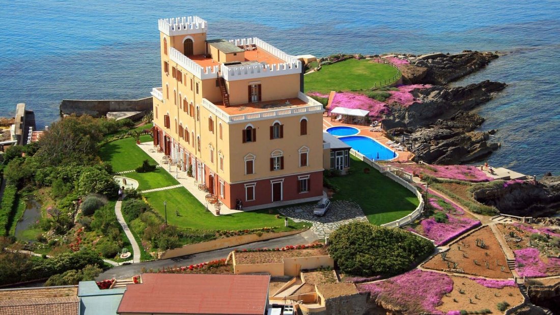 Villa en Alguer, Cerdeña, Italia 1 - 15496350