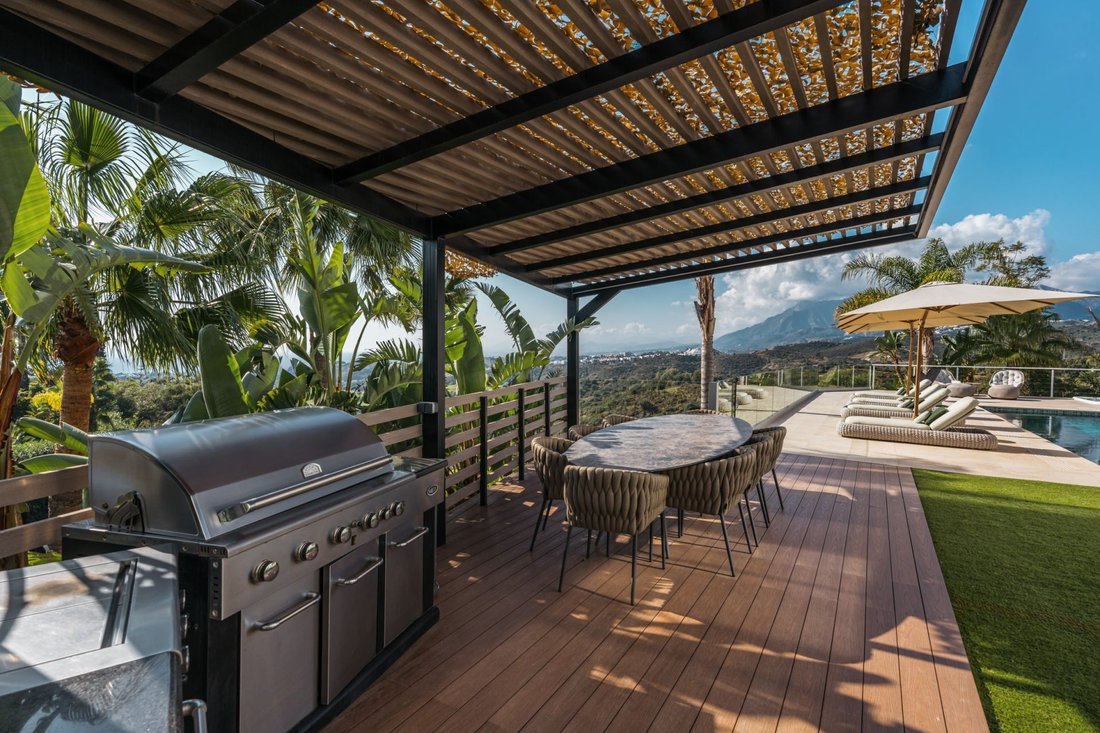 Villa in Marbella, Andalusia, Spain 1 - 15496729