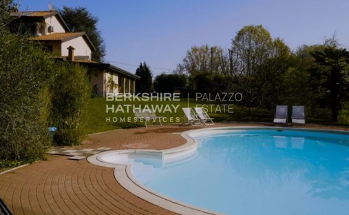 Villa in Agrate Conturbia, Piedmont, Italy 1