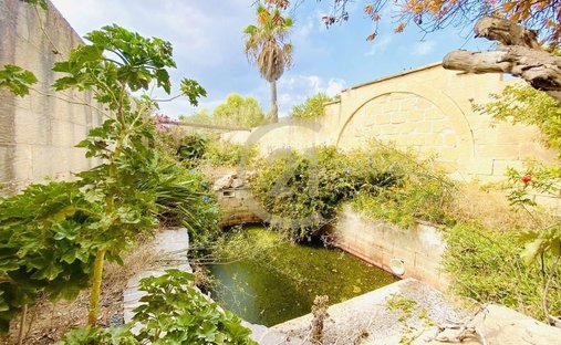 Country House in San Lawrenz, Malta 1
