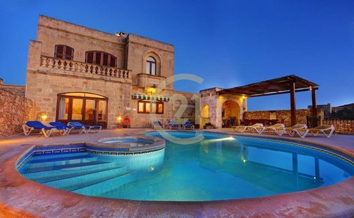 Villa in Xagħra, Malta 1
