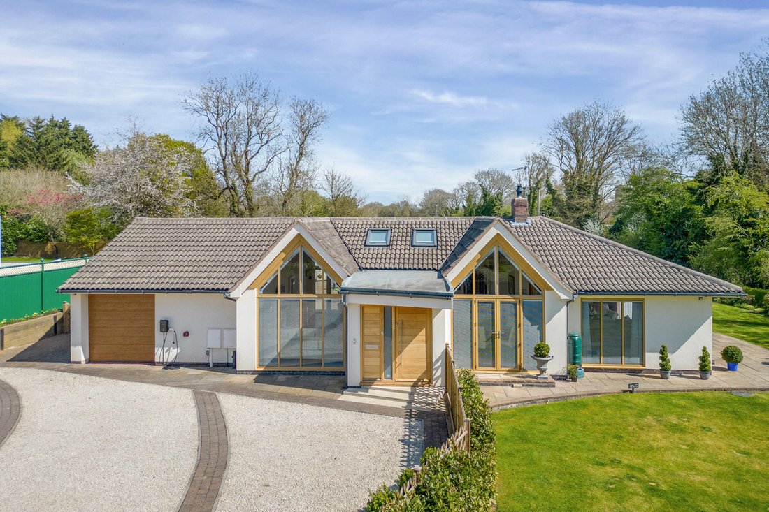 Bungalow in Kirby Muxloe, England 1 - 15498857