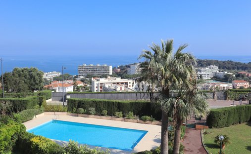 Apartment in Village-Cros de Caste-Coupiere-Mont Gros, Roquebrune-Cap-Martin, France 1